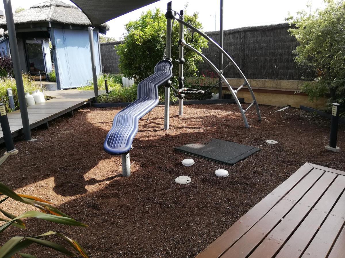 Dunsborough Apartments & Suites エクステリア 写真
