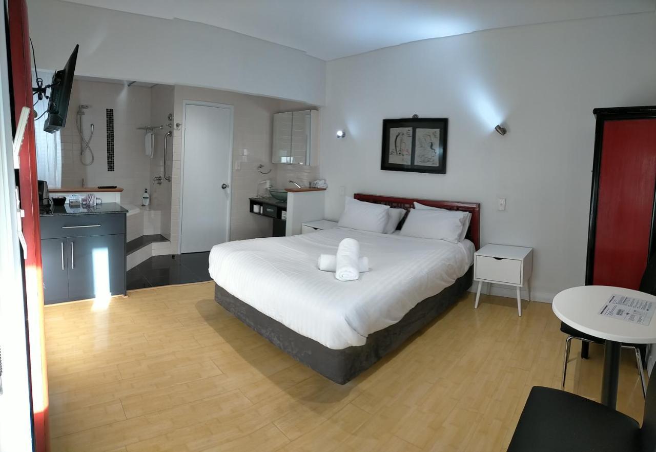Dunsborough Apartments & Suites エクステリア 写真