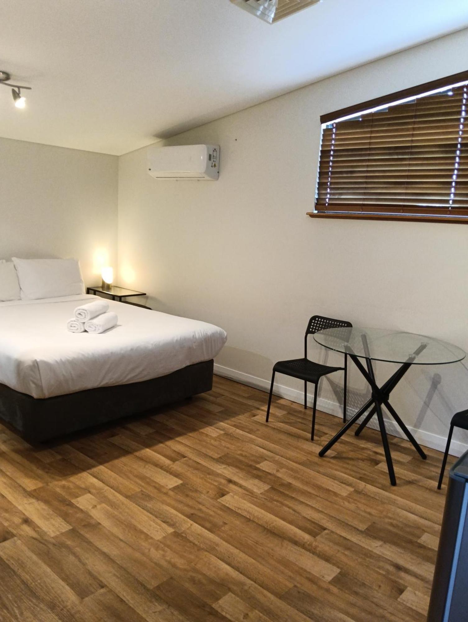 Dunsborough Apartments & Suites エクステリア 写真