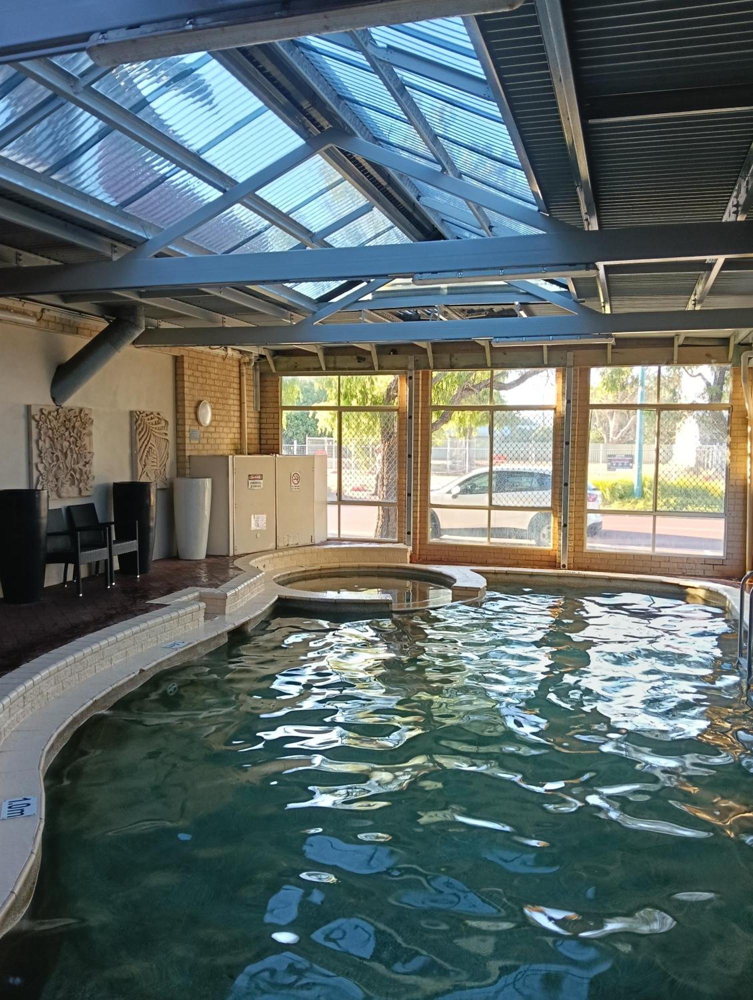 Dunsborough Apartments & Suites エクステリア 写真